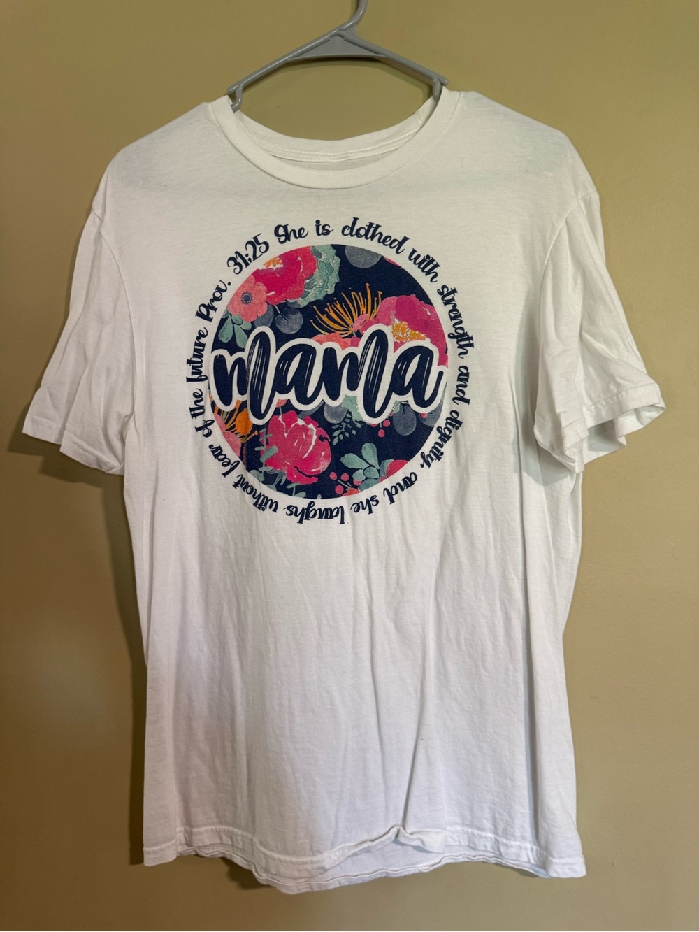 Mama Floral Graphic Tee - White Crewneck